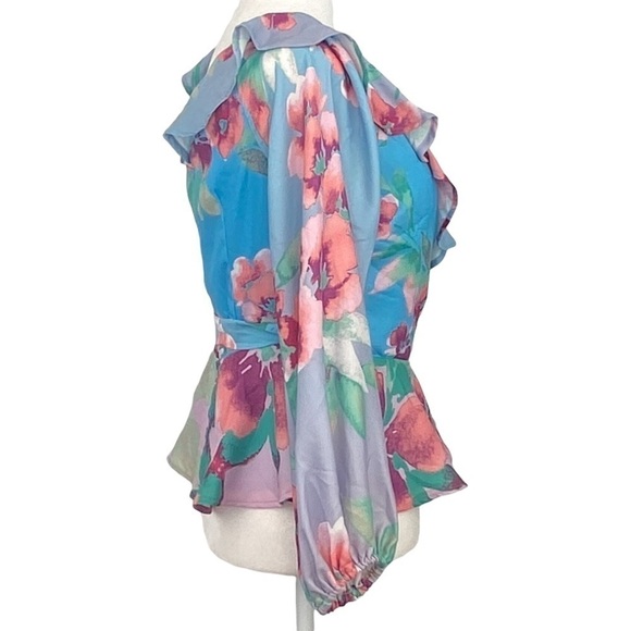 ADELYN RAE MAISY, NEW WITH TAGS, FLORAL WRAP BLOUSE - Picture 5 of 8